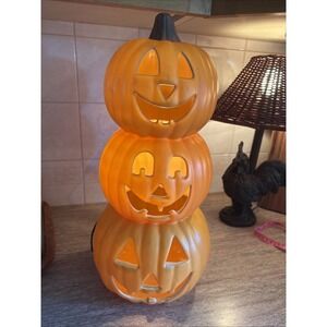 Gemmy 3-Tier Pumpkins - 18 " High - Light Works Jack O Lantern Pumpkin Halloween